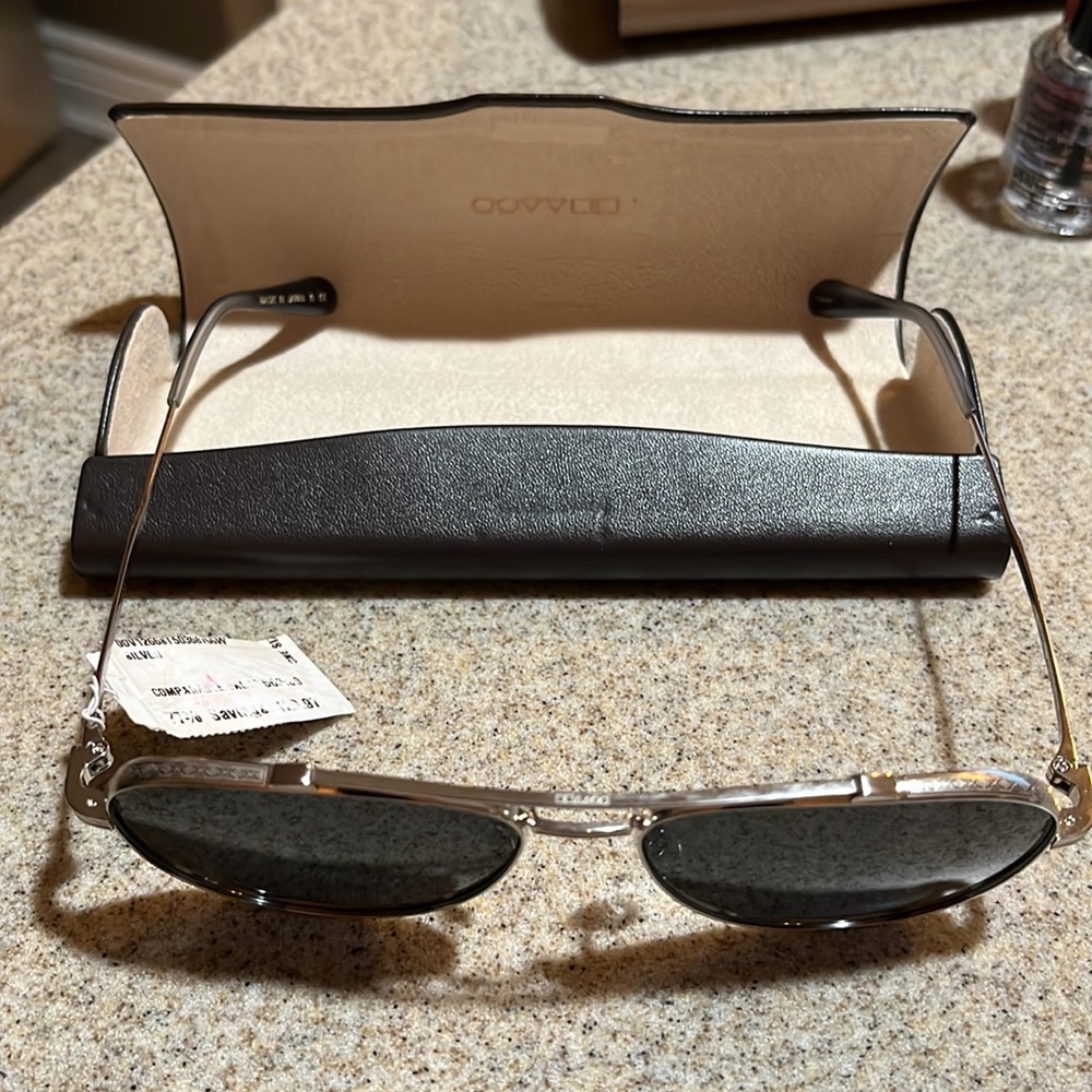 Oliver Peoples NWT Aviator Sunglasses Silver with black lenses Name- Rikson - Picture 4 of 10